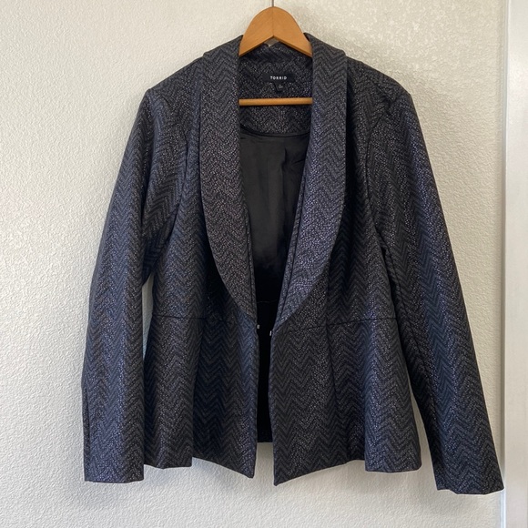 TORRID Black Pattern Jacket Sz 2